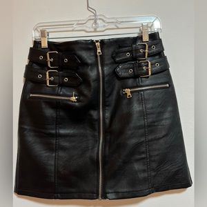 Top shop pleather skirt Size 6